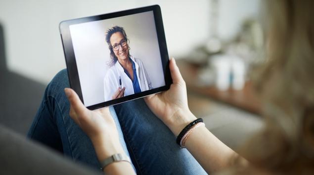 Doctor consultation online with telemedicine app